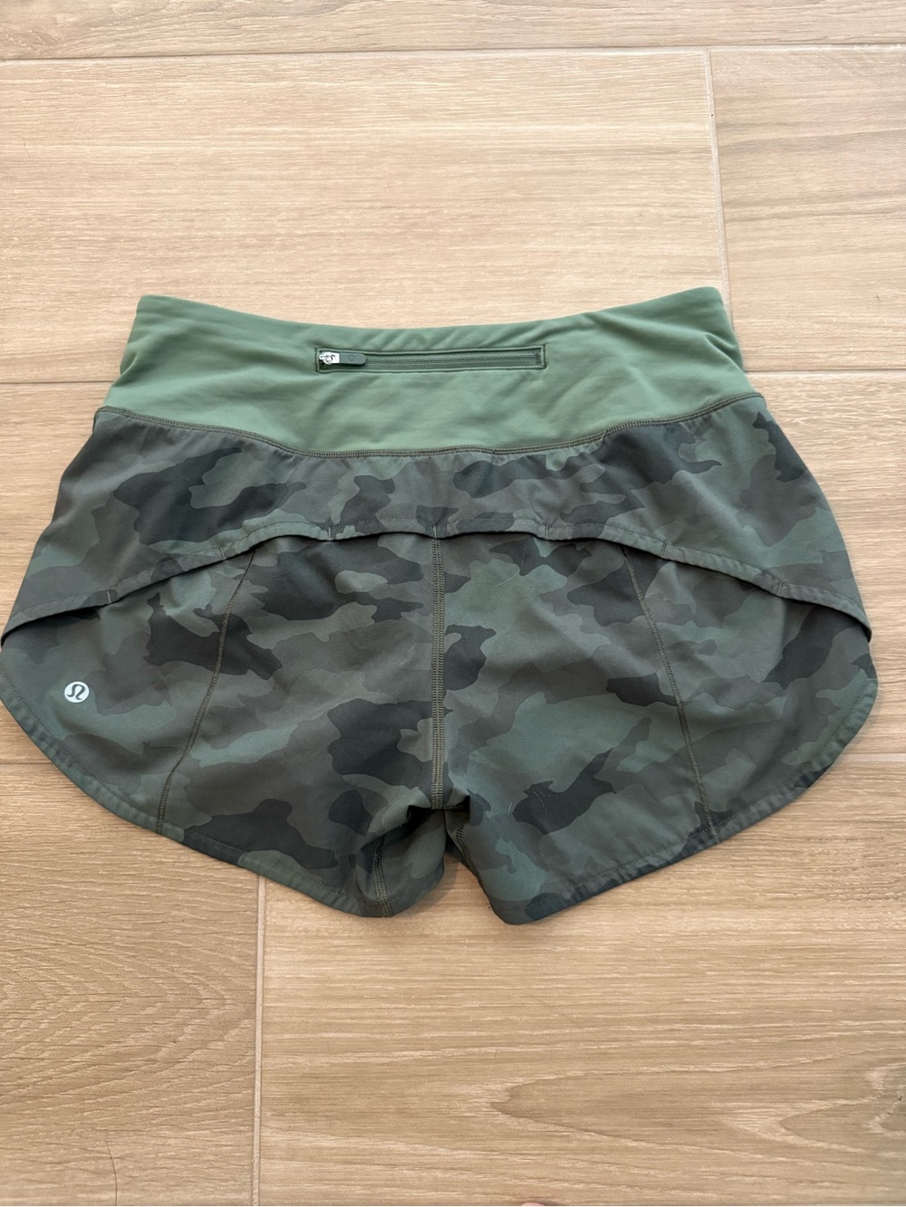 Lululemon Run: Speed Short *4 Way Stretch in Savasana Camo 20cm - Picture 2 of 2